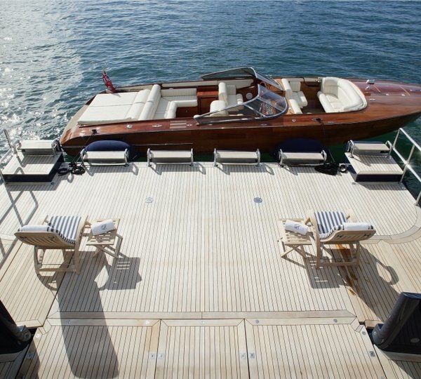 FREEDOM Yacht Charter Details, CHARTERWORLD Luxury Superyachts
